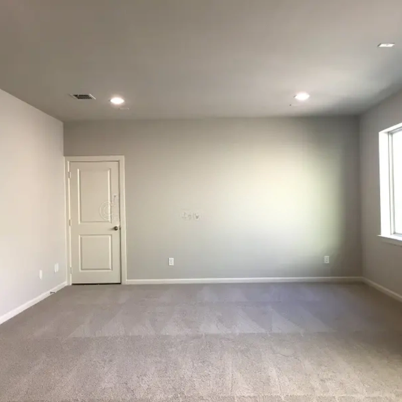 wall to wall carpet UAE