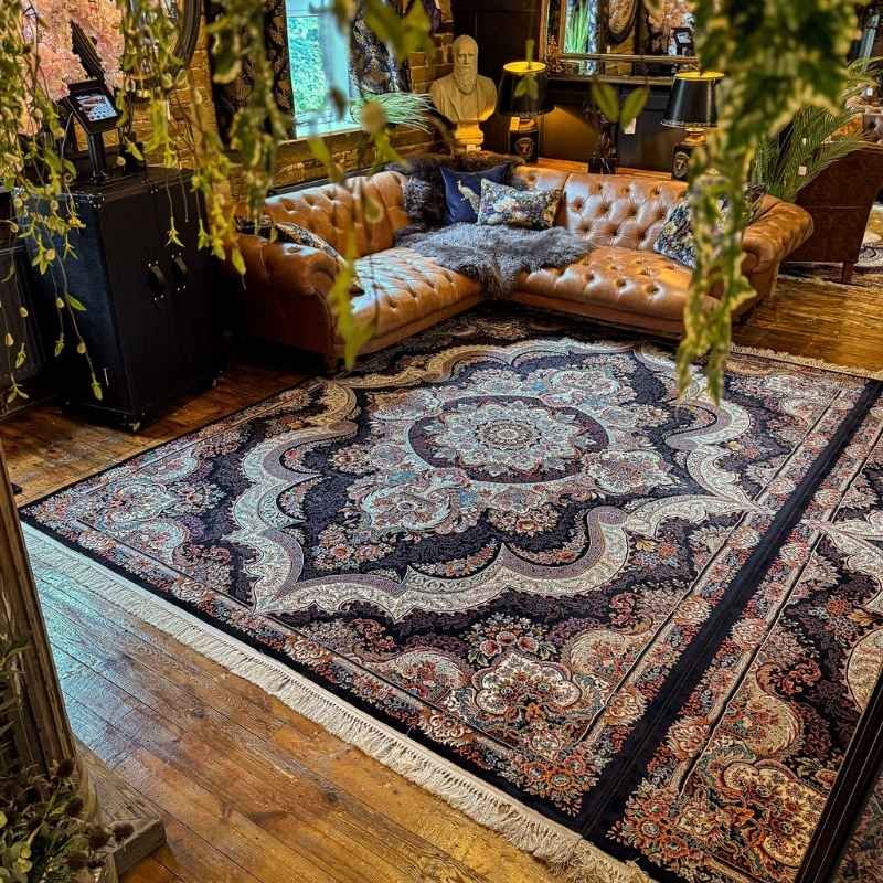 Authentic vintage rugs Dubai