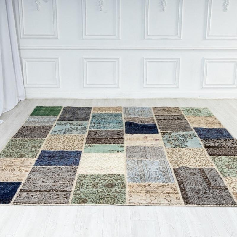 Colorful patchwork rugs Dubai